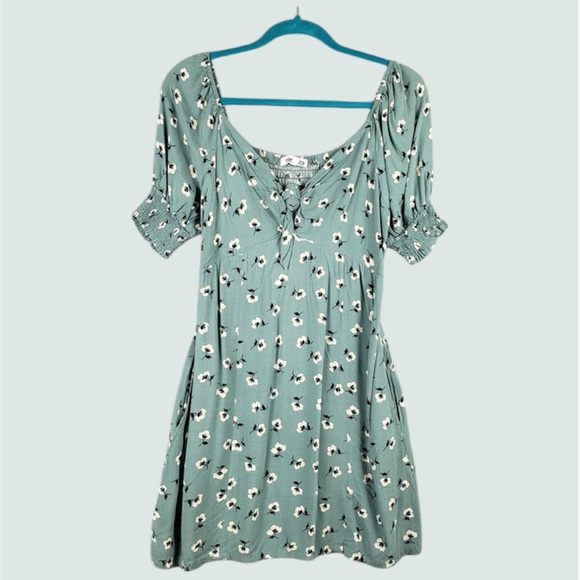 Mimi Chica Dresses & Skirts - Mimi Chica Sage Green Floral Mini Dress